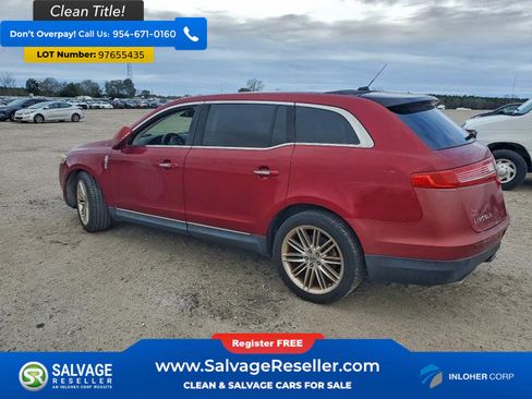 Used 2013 Lincoln MKT AWD image 3