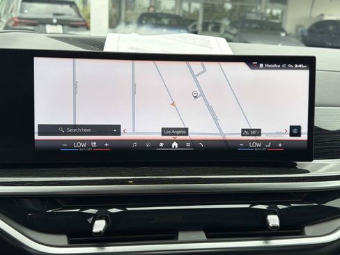 Used 2026 BMW X7 M60i AWD/4WD image 26