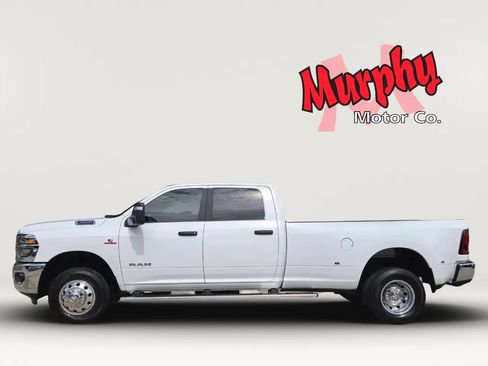 Used 2025 RAM 3500 Big Horn AWD/4WD image 30