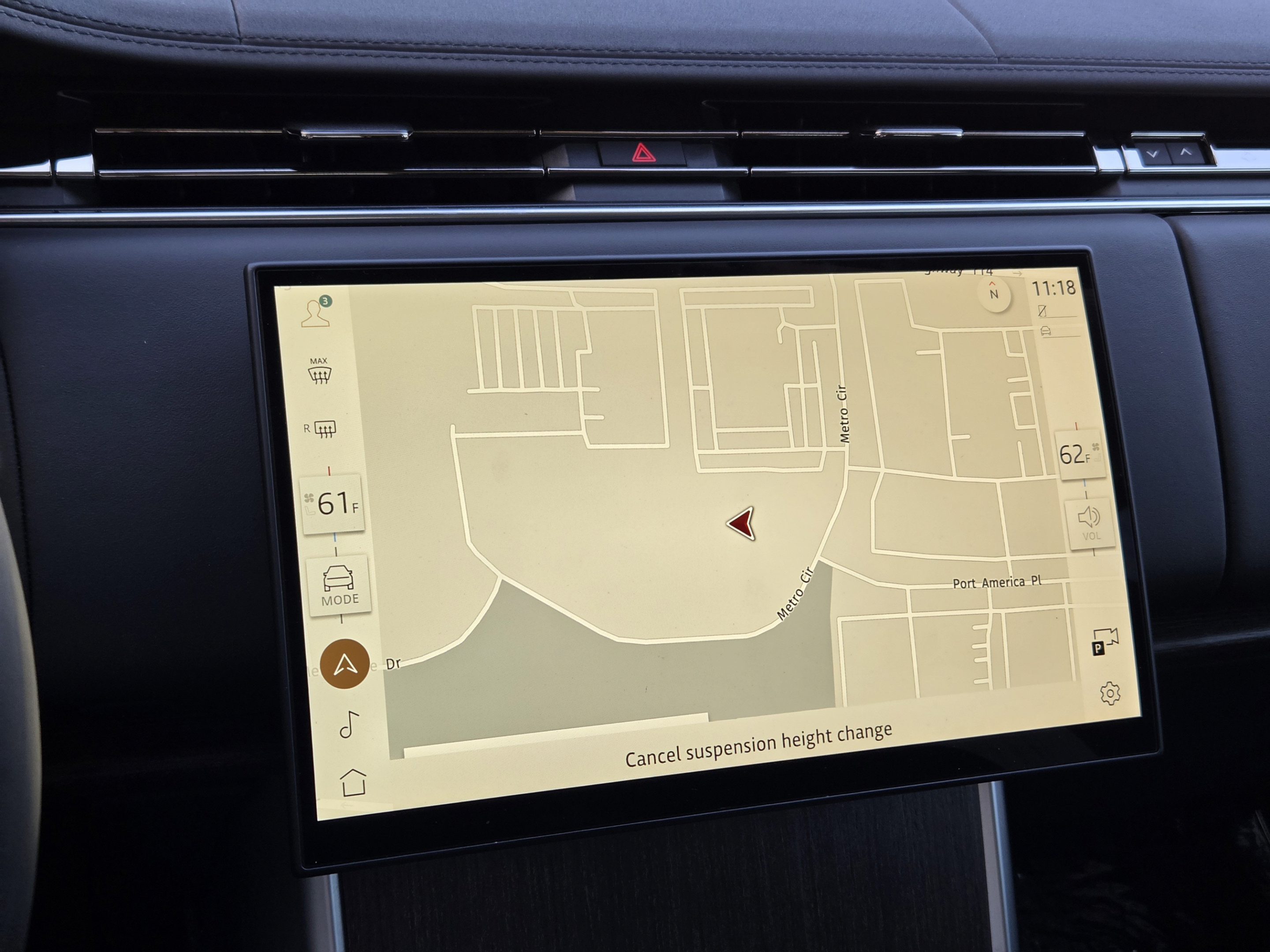 Certified 2025 Land Rover Range Rover SE AWD/4WD image 12
