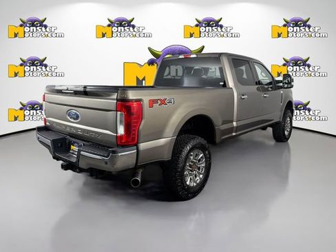Used 2018 Ford F250 XLT w/ XLT Premium Package image 5