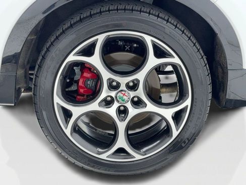 New 2024 Alfa Romeo Tonale Ti image 50