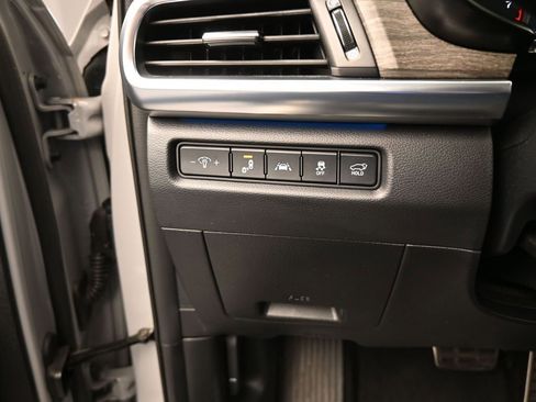 Used 2022 Kia Telluride SX w/ SX Prestige Package image 36