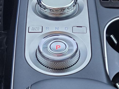 Used 2022 Genesis GV70 2.5T w/ Select Package image 19