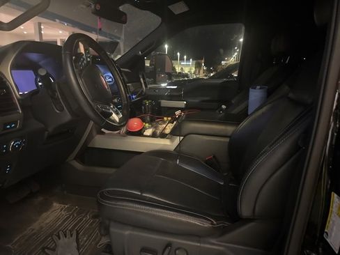 Used 2022 Ford F250 Lariat w/ Lariat Ultimate Package image 6