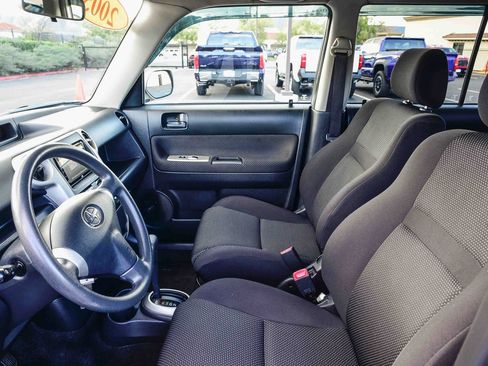 Used 2005 Scion xB image 21