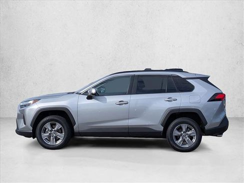 Used 2024 Toyota RAV4 XLE FWD image 9