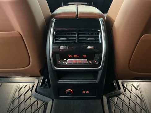Certified 2026 BMW X7 M60i w/ Executive Package AWD/4WD image 27