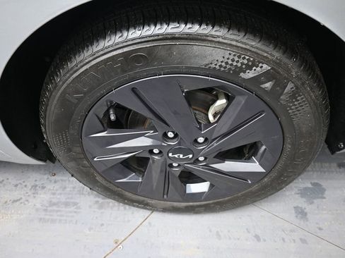 Certified 2023 Hyundai Elantra SEL w/ Cargo Package image 15