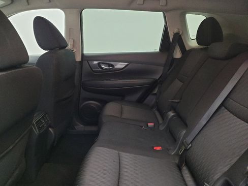 Used 2019 Nissan Rogue SV FWD image 18