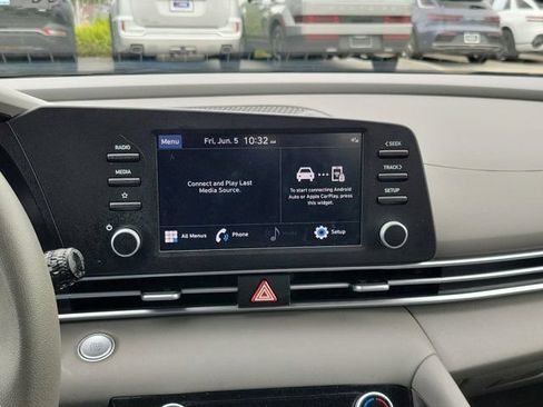 Certified 2023 Hyundai Elantra SEL FWD image 23