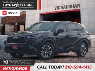 Used 2024 Toyota Highlander XLE AWD/4WD video 1