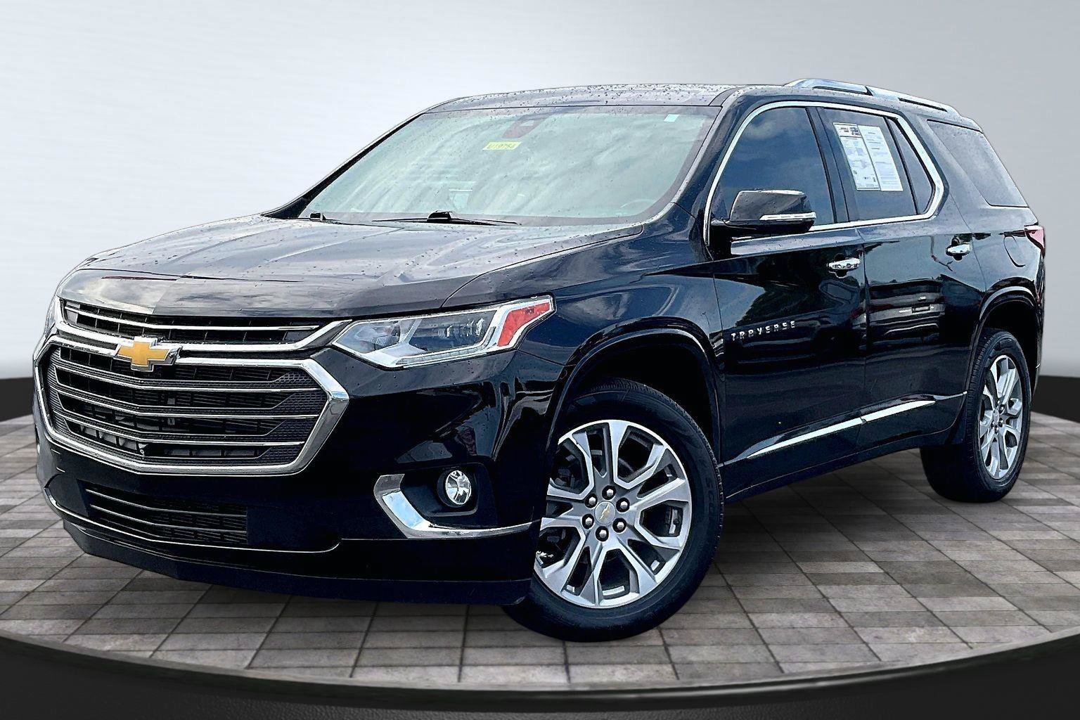 Used 2020 Chevrolet Traverse Premier FWD image 13
