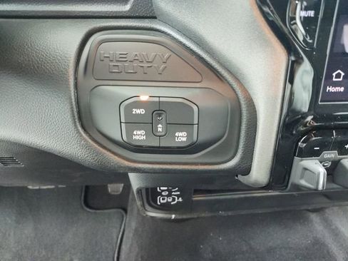 New 2026 RAM 3500 Tradesman AWD/4WD image 18