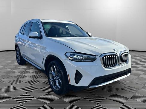 Used 2024 BMW X3 xDrive30i image 3