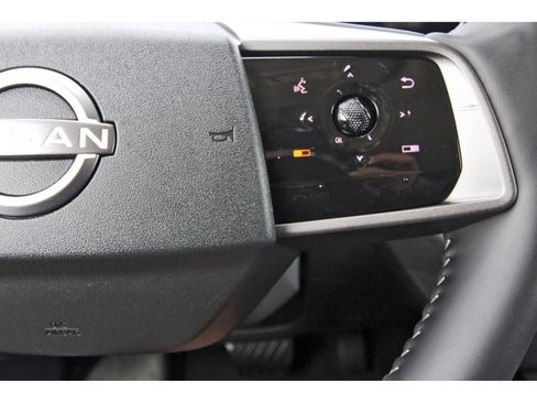 Certified 2025 Nissan Murano SL w/ Cargo Package AWD/4WD image 18