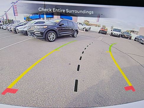 Used 2023 Jeep Grand Cherokee Limited image 31