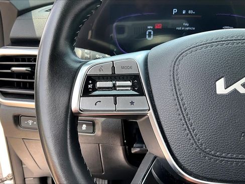 Used 2025 Kia Telluride S AWD/4WD image 21