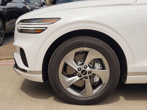 New 2026 Genesis GV70 2.5T AWD/4WD image 5