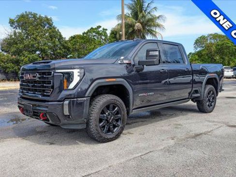 Used 2024 GMC Sierra 2500 AT4 w/ AT4 Premium Plus Package AWD/4WD image 2