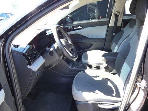 Used 2022 Volkswagen Taos S w/ IQ Drive S Package FWD image 8
