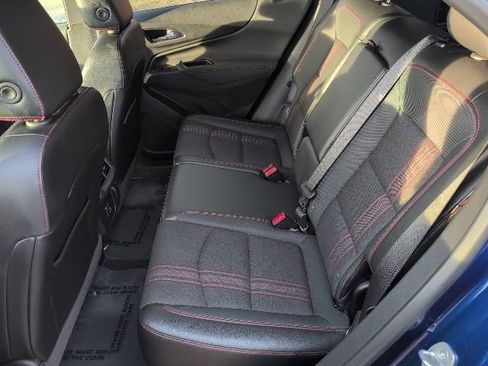 Used 2023 Chevrolet Equinox RS image 26