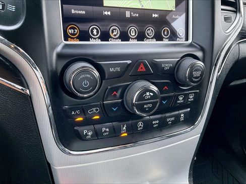Used 2018 Jeep Grand Cherokee Summit w/ Platinum Series Group AWD/4WD image 26