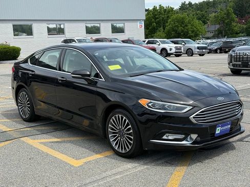 Used 2017 Ford Fusion SE w/ Equipment Group 202A AWD/4WD image 8