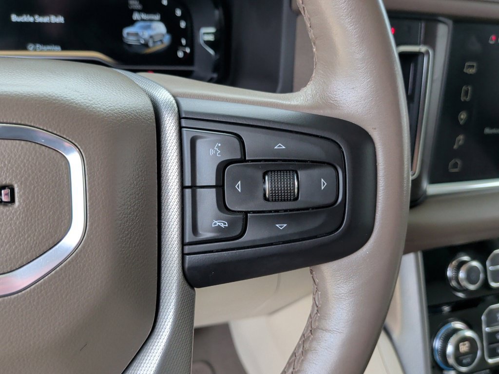 Used 2022 GMC Yukon Denali RWD image 20