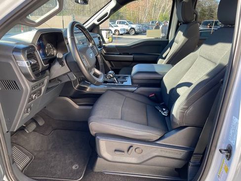 Certified 2022 Ford F150 XLT w/ Equipment Group 302A High image 40