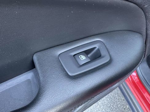 Used 2018 Jeep Compass Latitude w/ Popular Equipment Group image 39