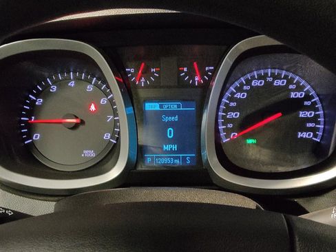 Used 2017 Chevrolet Equinox LS FWD image 23