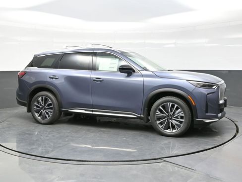 Certified 2026 INFINITI QX60 Luxe w/ Cargo Package AWD/4WD image 8