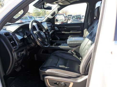 Used 2019 RAM 1500 Limited image 16