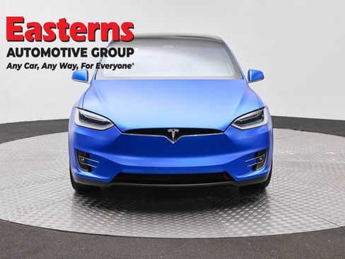 Used 2019 Tesla Model X 75D AWD/4WD image 2