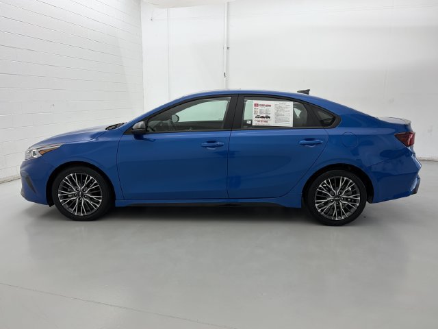 Used 2024 Kia Forte GT-Line w/ GT-Line Premium Package FWD image 8