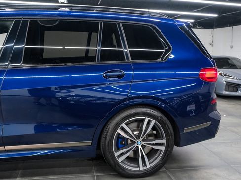 Used 2022 BMW X7 M50i w/ Executive Package image 16