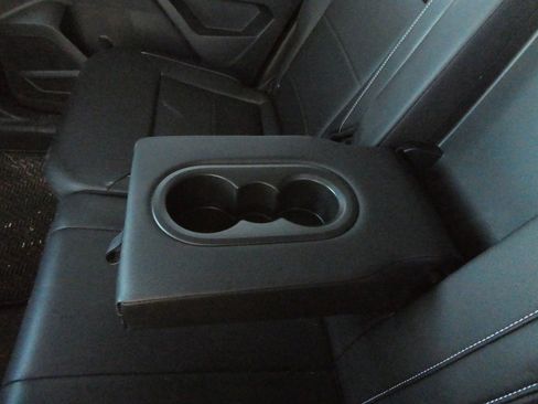 Used 2022 Volkswagen Atlas SE image 35