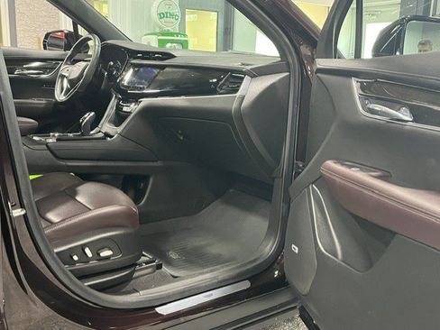 Certified 2021 Cadillac XT6 Premium Luxury AWD/4WD image 7