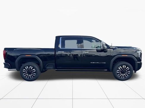New 2026 GMC Sierra 2500 Denali Ultimate AWD/4WD image 7