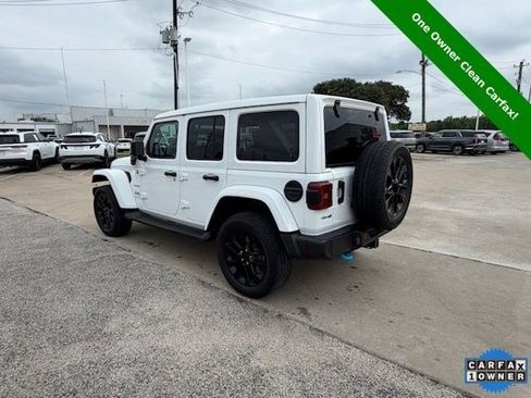 Used 2023 Jeep Wrangler Sahara w/ Cold Weather Group AWD/4WD image 2