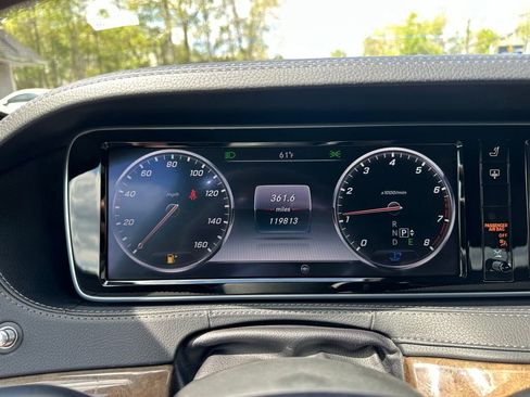 Used 2015 Mercedes-Benz S 550 4MATIC Sedan image 11
