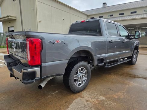 Certified 2025 Ford F250 XLT AWD/4WD image 5