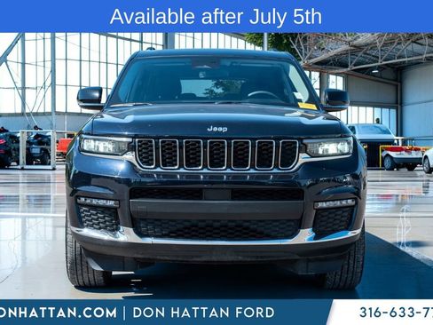 Used 2023 Jeep Grand Cherokee L Limited AWD/4WD image 35