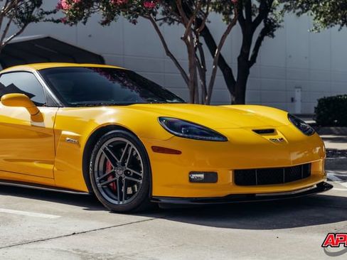 Used 2008 Chevrolet Corvette Z06 w/ Preferred Equipment Group RWD image 37