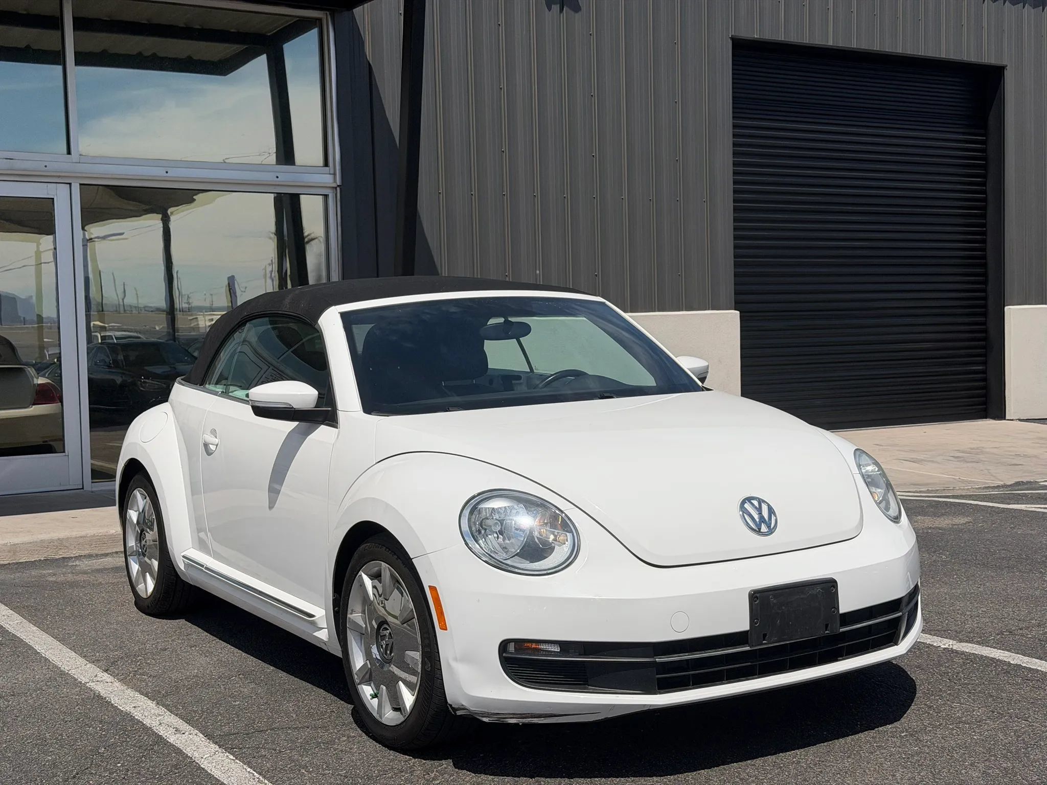 Used 2013 Volkswagen Beetle 2.5 FWD image 14
