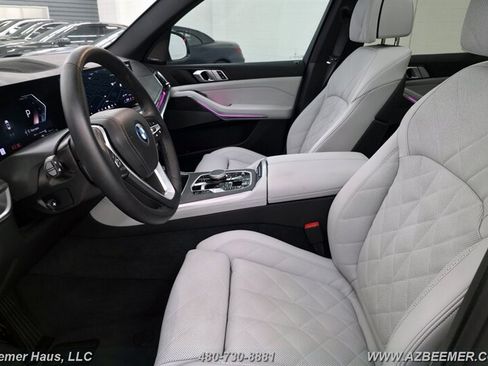 Used 2026 BMW X5 xDrive50e AWD/4WD image 18