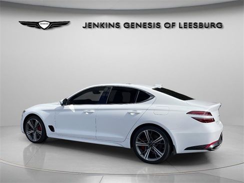Used 2025 Genesis G70 3.3T Advanced w/ Sport Prestige Package image 9