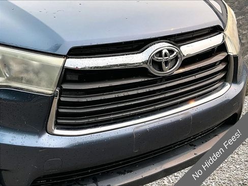 Used 2014 Toyota Highlander XLE AWD/4WD image 26