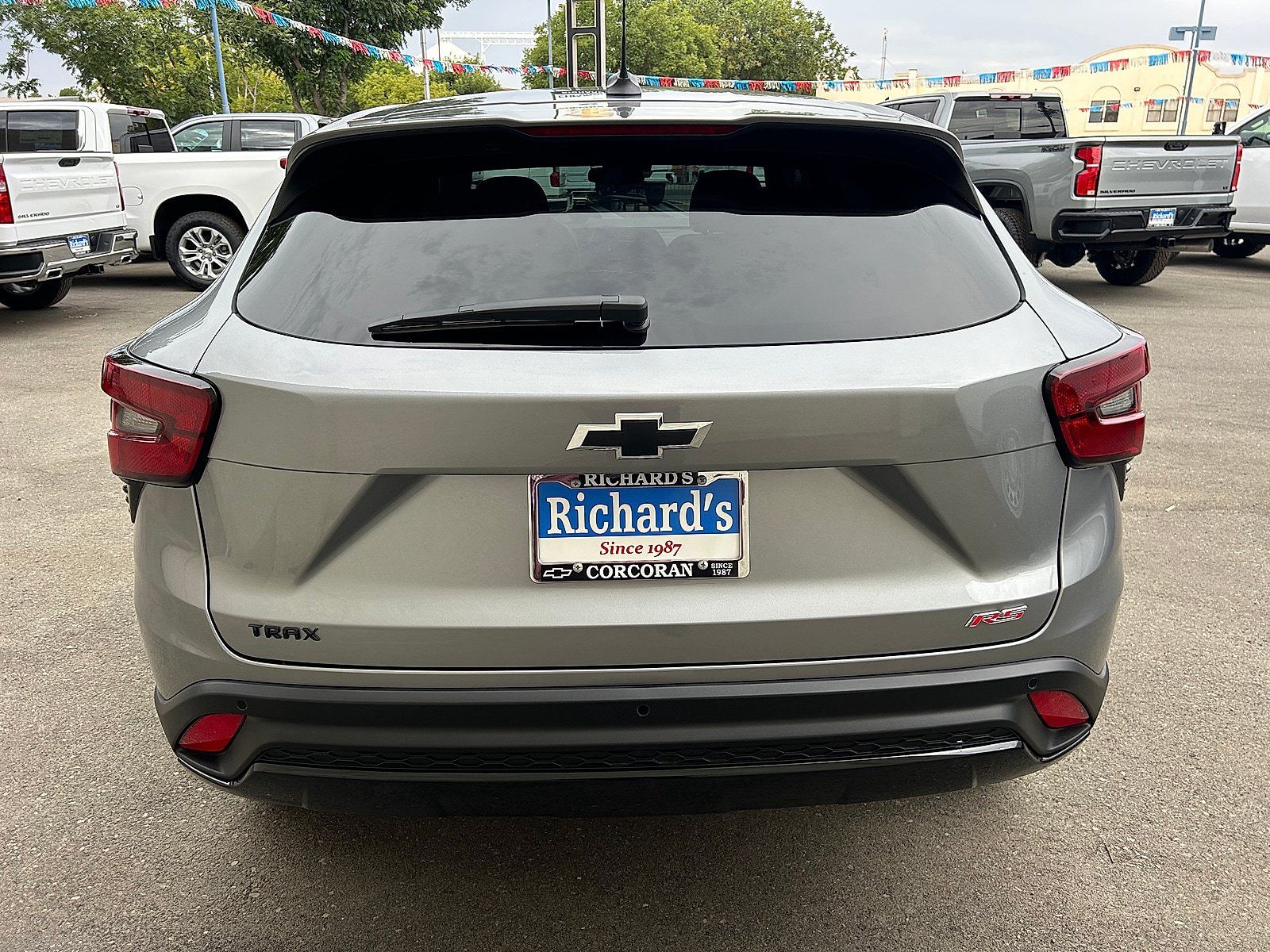 New 2026 Chevrolet Trax RS w/ Sunroof Package FWD image 4